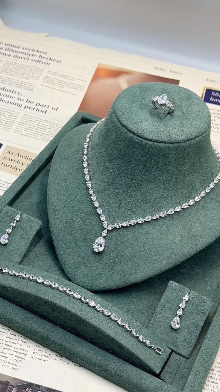 Atelier Towers Pear Cut Cubic Zirconia Bridal Jewelry Set