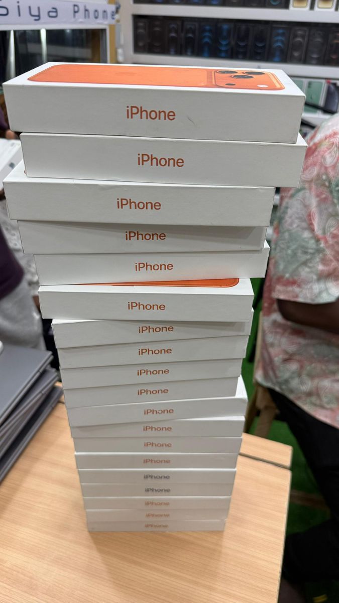 Apple iPhone Smartphone - Brand New Sealed Box