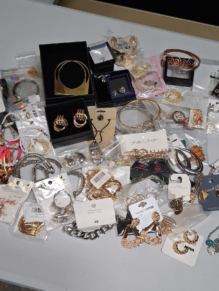 Nwt 70+ Assorted Women's Jewelry Earrings, Rings, Necklaces,& Bracelets Color Gold Size Os